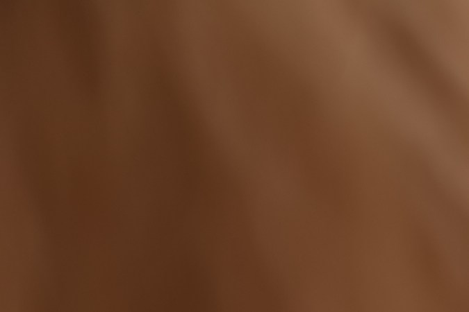 Corta tu cabello en cuarto creciente para estimular su crecimiento.