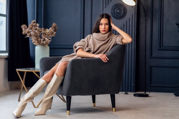 Las botas con forma de pantalón son la nueva tendencia de primavera y verano.
