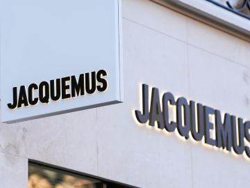 Jacquemus celebra sus 15 años en la industria de la moda.