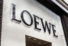Loewe presentó un nuevo bolso en forma de tomate.
