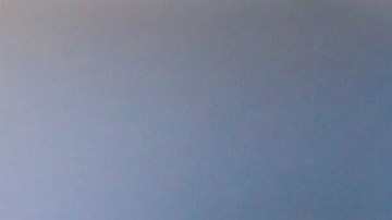 La luna creciente es ideal para cortar las puntas abiertas.