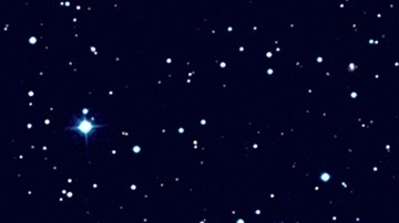 La luna creciente es la fase ideal para cortar tu cabello si deseas que crezca largo.