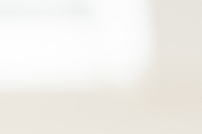 Limpia e hidrata tus manos para cuidarlas.