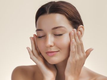 Mejora el cuidado de tu piel con el movimiento Skin Positive.