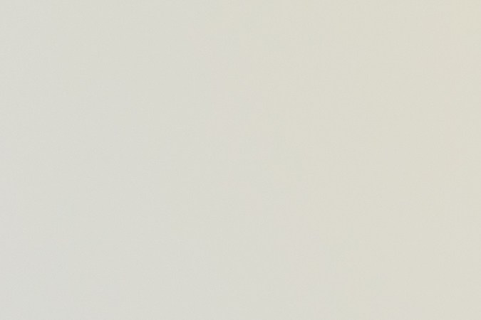 Usa productos hidratantes para obtener un acabado aterciopelado en la piel.