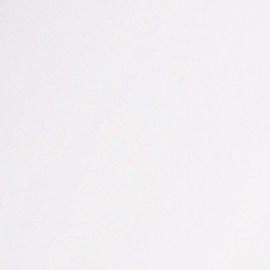 Arriésgate al incluir colores en tu armario cápsula con nuevas piezas.