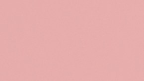 Cuida tu cabello del sol de verano para evitar la resequedad y debilidad.