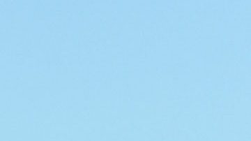 Dua Lipa es la imagen del nuevo perfume de YSL Beauty.