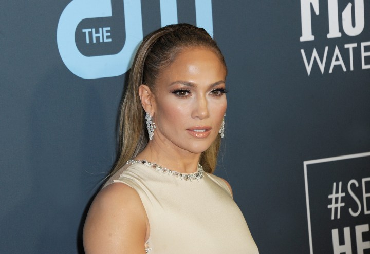 Jennifer López usó el traje de baño ideal para todos los tipos de cuerpo.