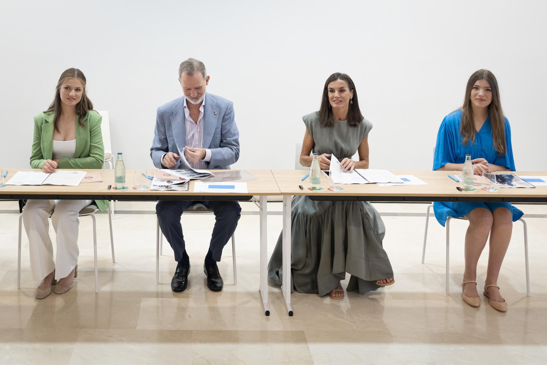 La reina Letizia usó un vestido alquilado de una firma australiana.