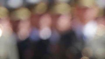 La reina Letizia luce un nuevo vestido de flores ideal para el verano.