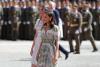 La reina Letizia luce un nuevo vestido de flores ideal para el verano.