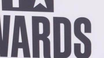 Tyla destaca entre los mejores looks de los BET Awards.