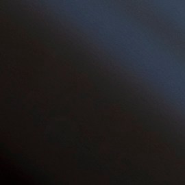 Fortalece tus uñas con esmaltes endurecedores que favorezcan su crecimiento.