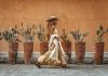 "Chic Desert Aunt" es la tendencia del momento en Tik Tok.