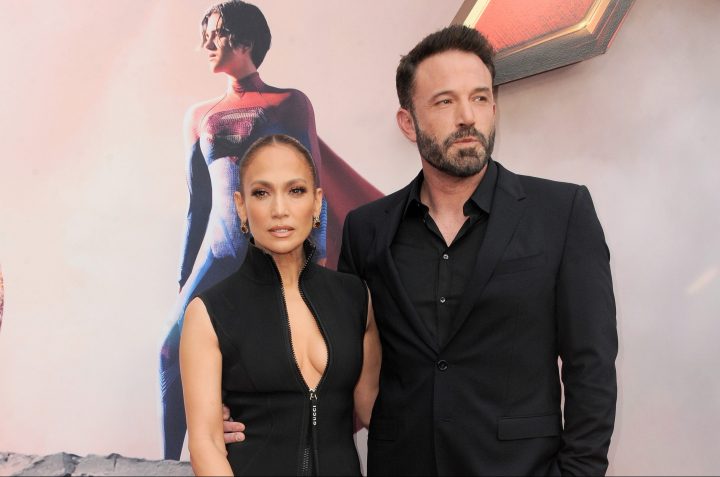 Jennifer López y Ben Affleck toman actitudes que los acercan al divorcio.