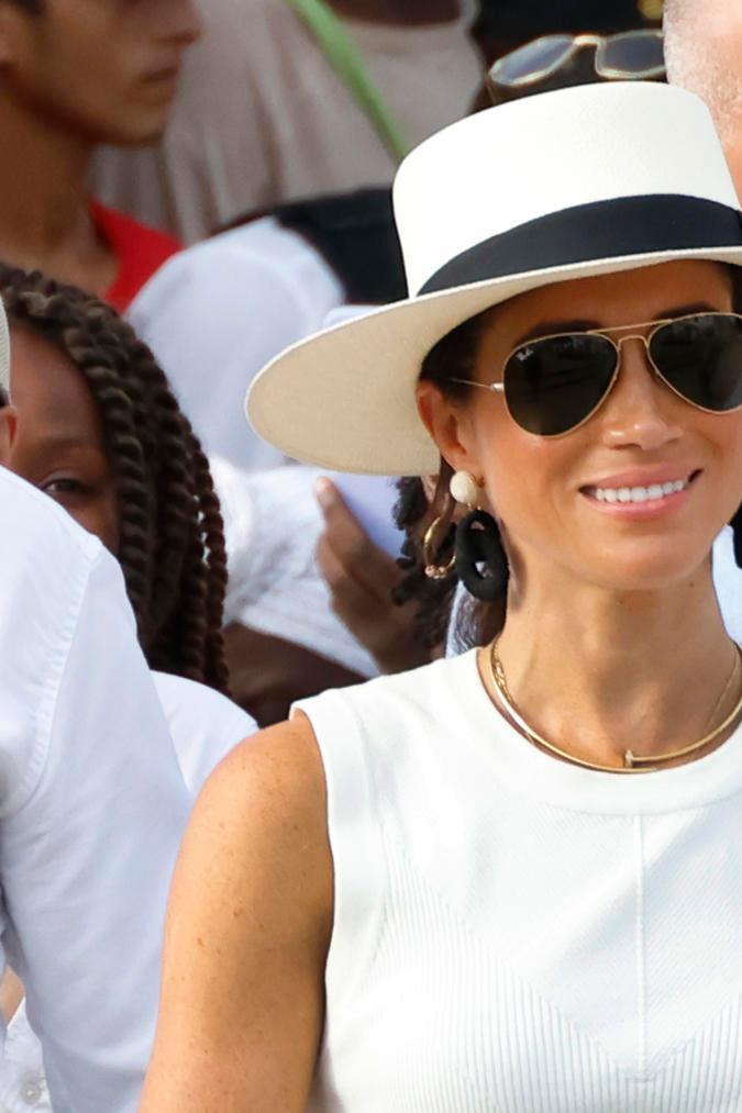 Meghan Markle recorre las calles de San Basilio de Palenque (Colombia), una localidad caribeña conocida por ser el primer pueblo de esclavos libres del país.