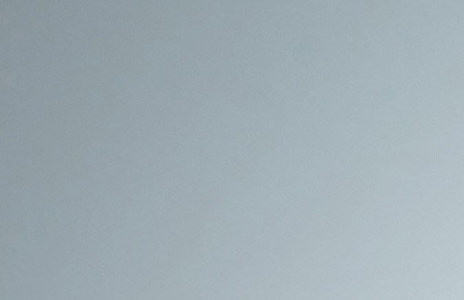 Usa productos de skincare para combatir las ojeras.