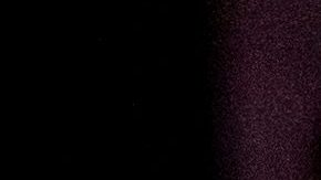 Sabrina Carpenter luce mejillas de muñeca en su maquillaje.