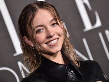 Sydney Sweeney es la nueva imagen de una marca de zapatos.