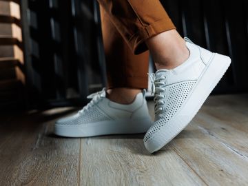Los zapatos son piezas básicas en el armario cápsula.