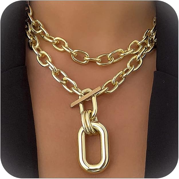 Collar chunky de Long TianTian disponible en Amazon.