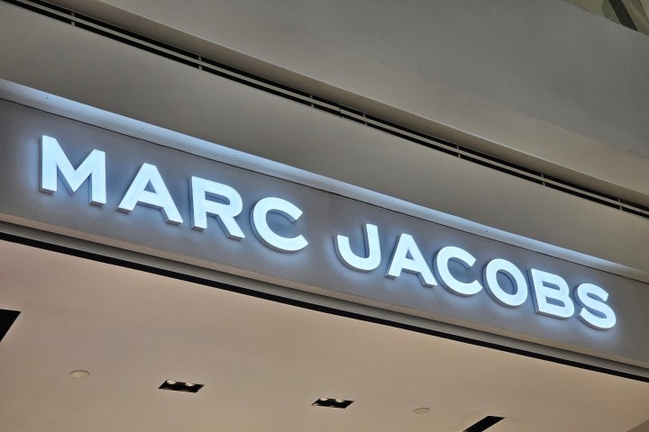 Marc Jacobs presentó su nueva colección con una creativa campaña animada.