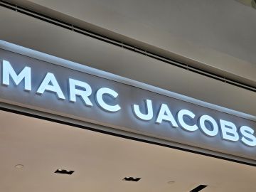 Marc Jacobs presentó su nueva colección con una creativa campaña animada.