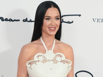 La nueva campaña de Dolce & Gabbana está protagonizada por la cantante Katy Perry.