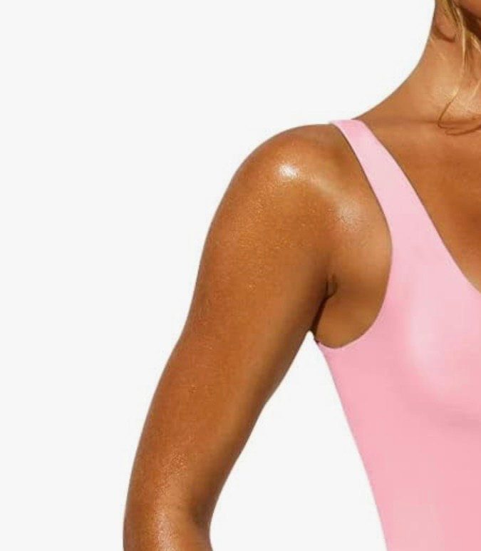 Body en color pastel disponible en Amazon.