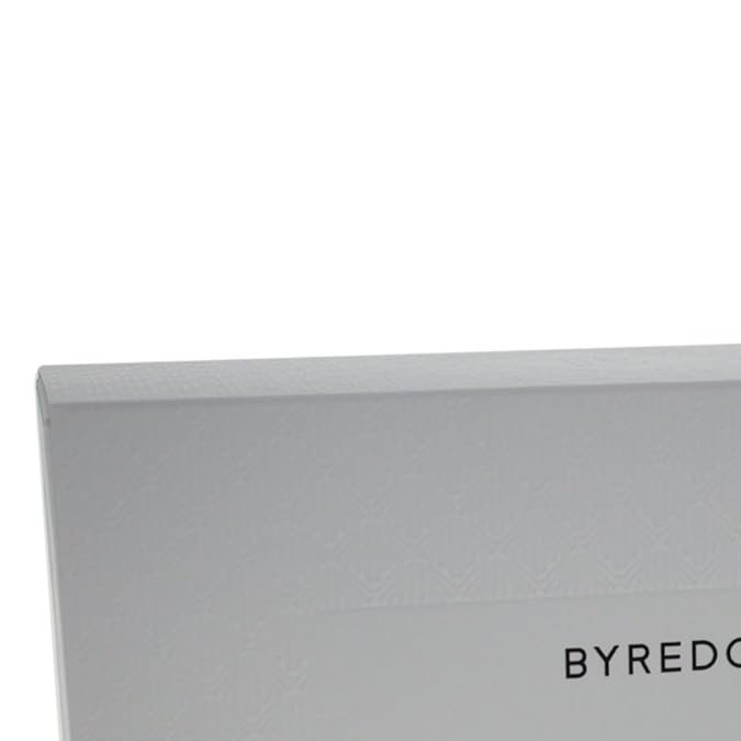 Super cedar de Byredo