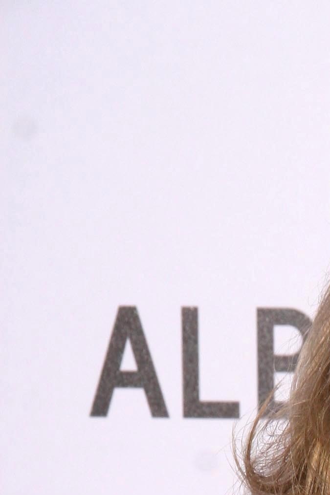 Alberta Ferretti es una reconocida diseñadora de 74 años.