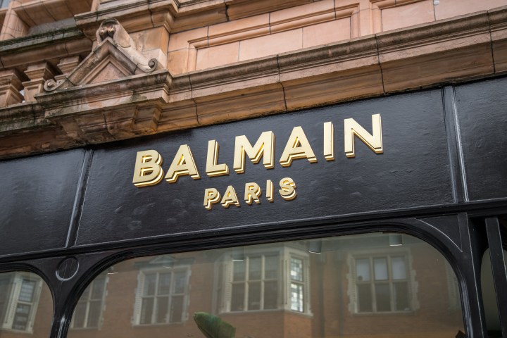 Balmain impone su propio estilo en la Semana de la Moda.