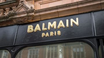 Balmain impone su propio estilo en la Semana de la Moda.
