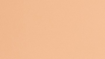 Mantén tu piel bronceada durante el otoño con los mejores consejos de maquillaje.
