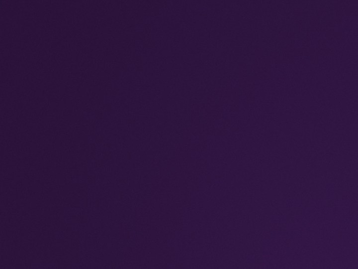 El polvo morado es la nueva tendencia de maquillaje.