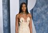 Naomi Campbell destaca en la Semana de la Moda en Milán.