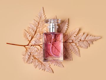 Las fragancias cítricas aportan un acabado fresco para la temporada de otoño.