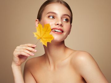 Mejora el cuidado de la piel en otoño con una rutina adecuada.