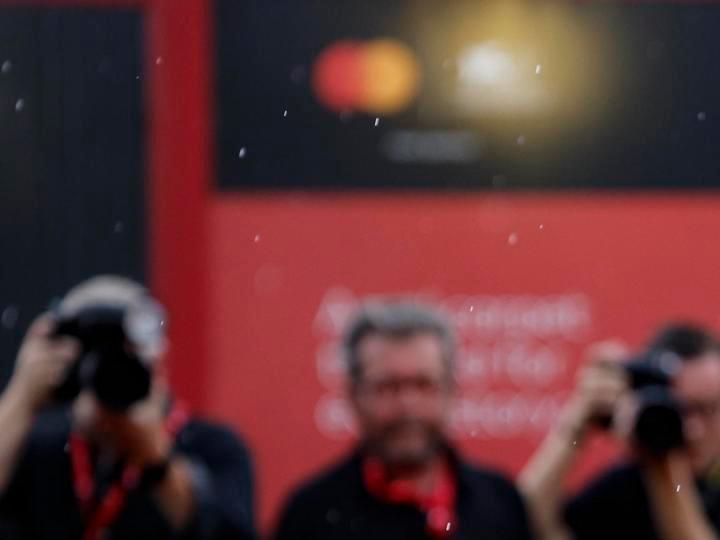 Taylor Russell lleva sus mejores looks al Festival de Cine de Venecia.