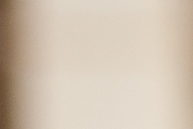 La alta frecuencia actúa en el cuero cabelludo para activar la circulación sanguínea.