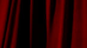 Kim Kardashian uso un vestido vintage en la noche de la Academy Museum Gala.