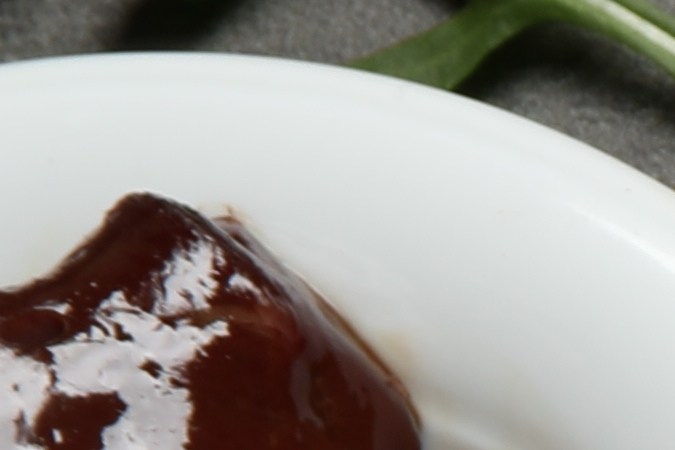 El pescado y los huevos son alimentos ricos en proteína.