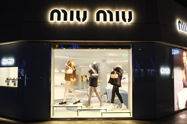 Miu Miu sorprende con su nueva colección de Primavera/Verano 2025/