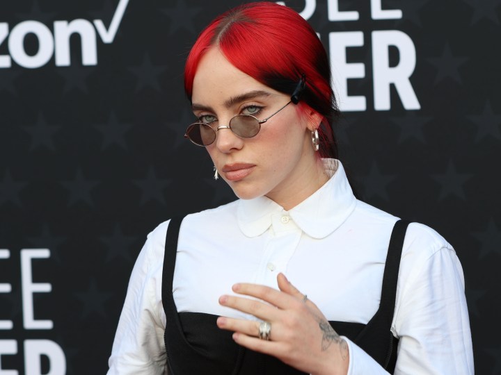 Billie Eilish mostró su lado más elegante en la revista Vogue.