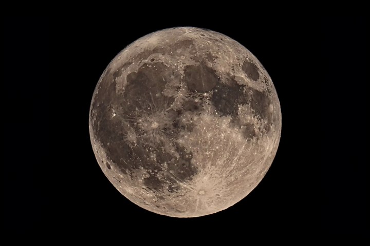 Las fases lunares representan las fechas ideales para cortar el cabello.