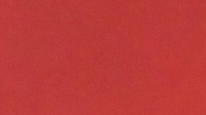 Charli XCX se convirtió en la nueva imagen de Valentino Beauty.