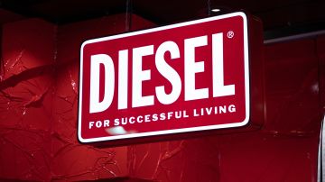 Diesel acaba de anunciar una nueva colaboración con la firma de Rihanna.