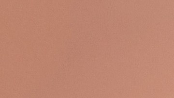 Evita el frizz al usar los productos adecuados en tu rutina capilar.