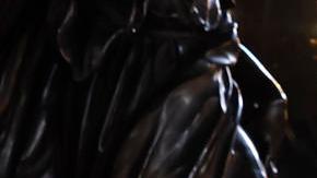 La Reina Letizia se viste de rojo en el reciente acto oficial de España.